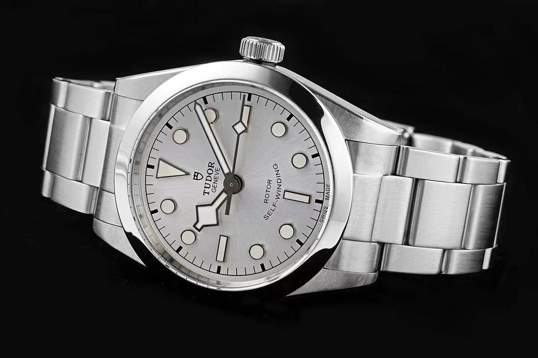 Tudor Black Bay  Automatic