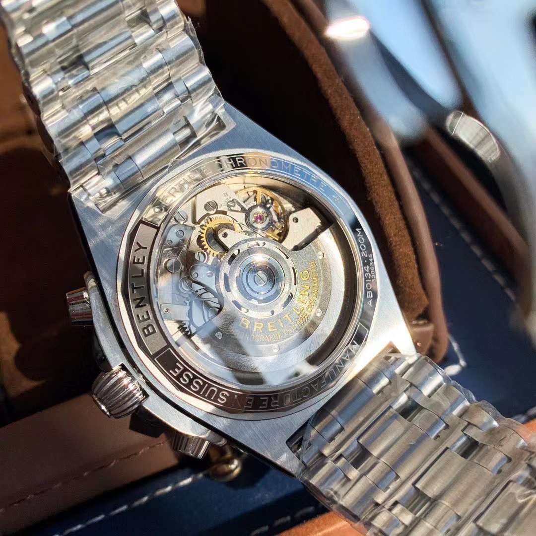Breitling Chronomat B01 AB0134101C1A1