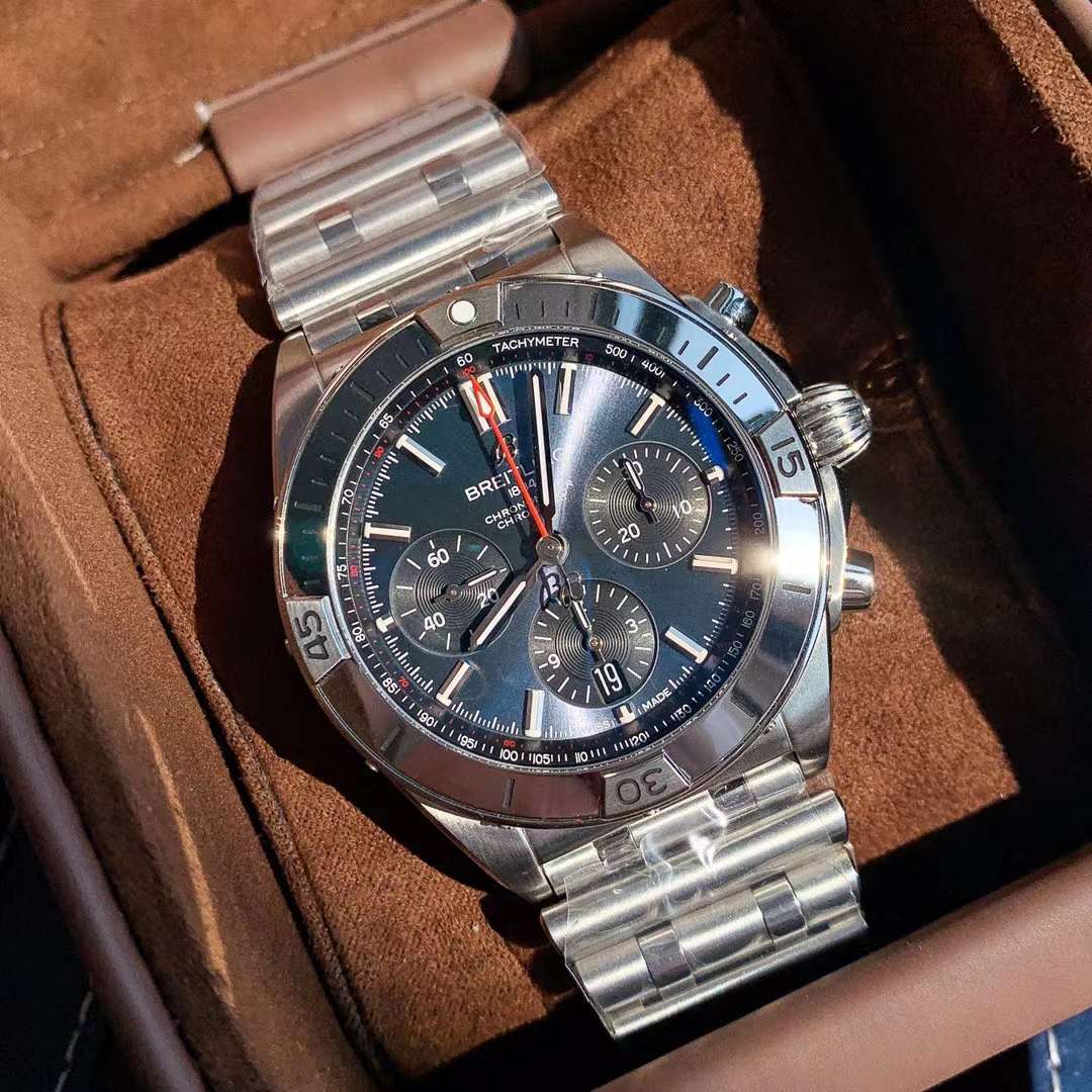 Breitling Chronomat B01 AB0134101C1A1