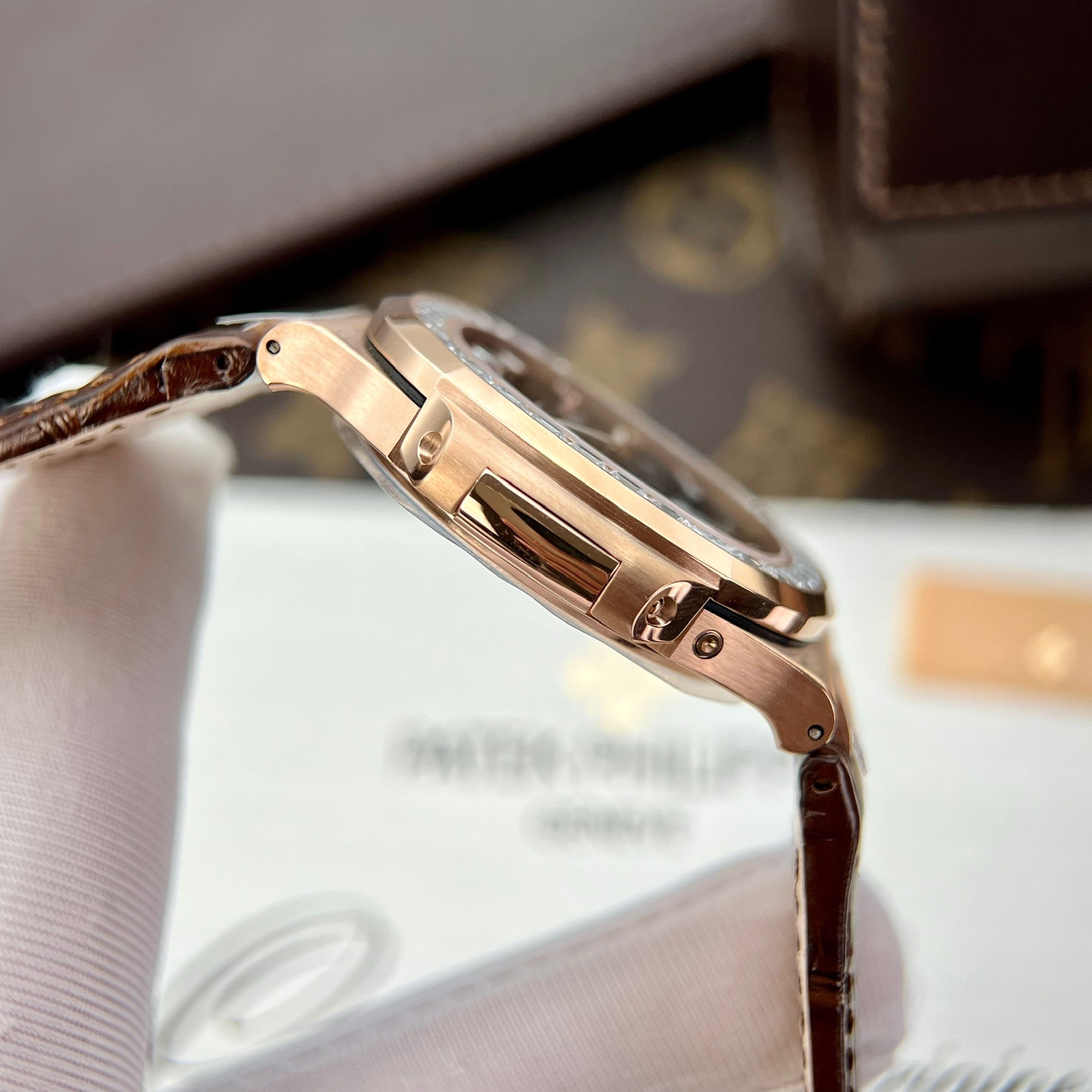 Patek Philippe Nautilus 5724R-001