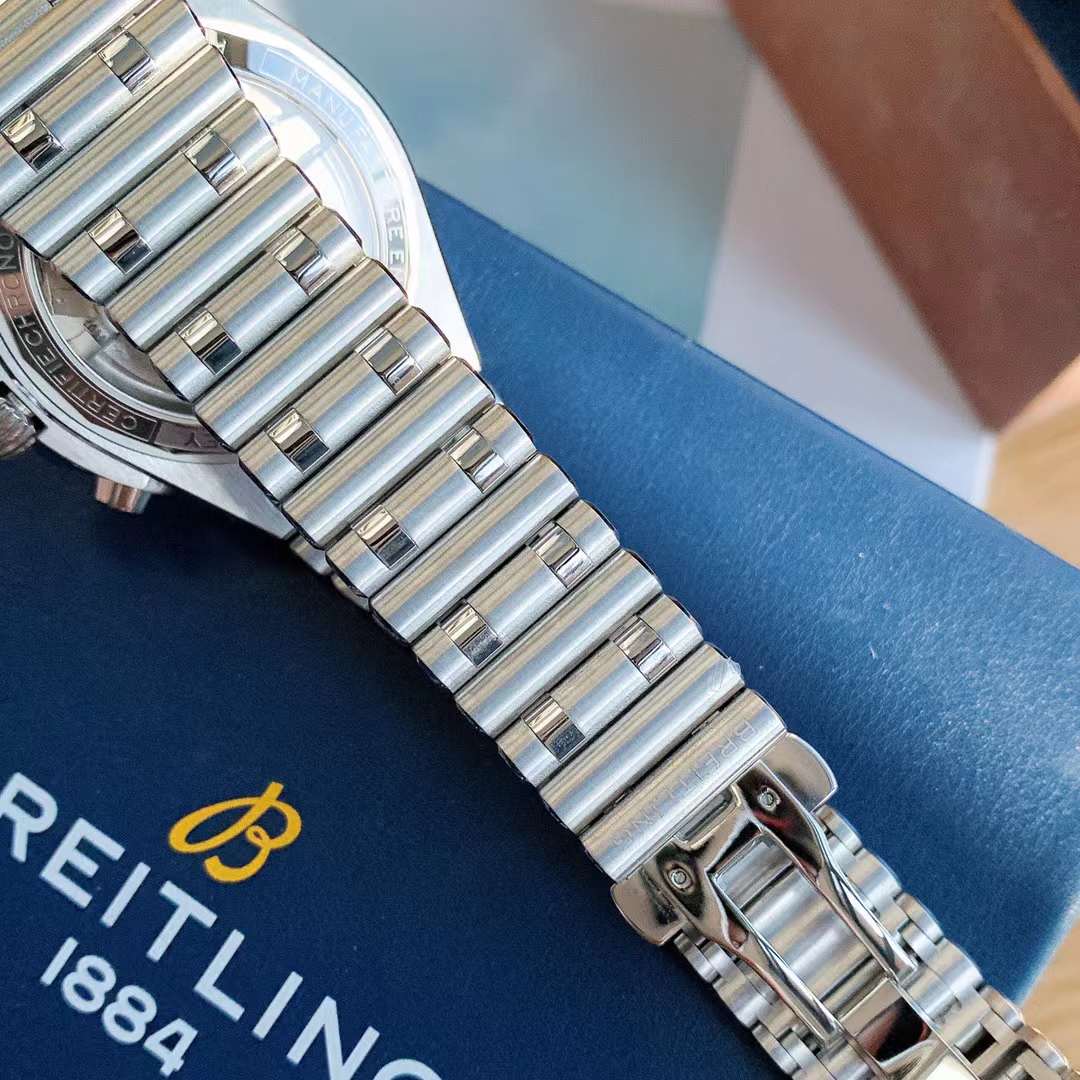 B Chronomat B01 AB0134101C1A1