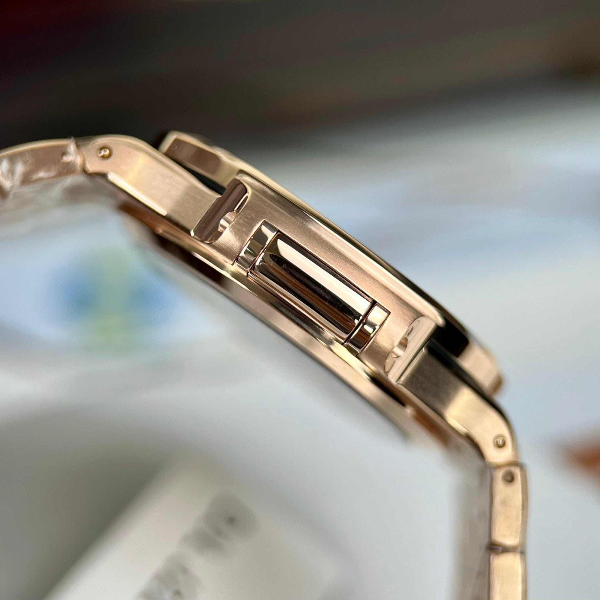 Patek Philippe Nautilus 7118/1R-010