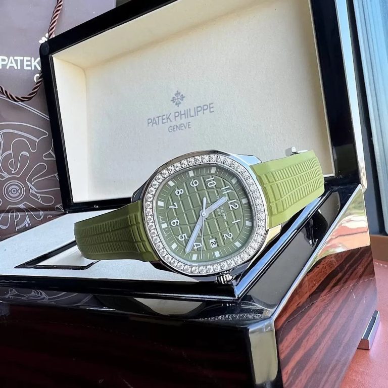 Patek Philippe Aquanaut 5267/200A-011