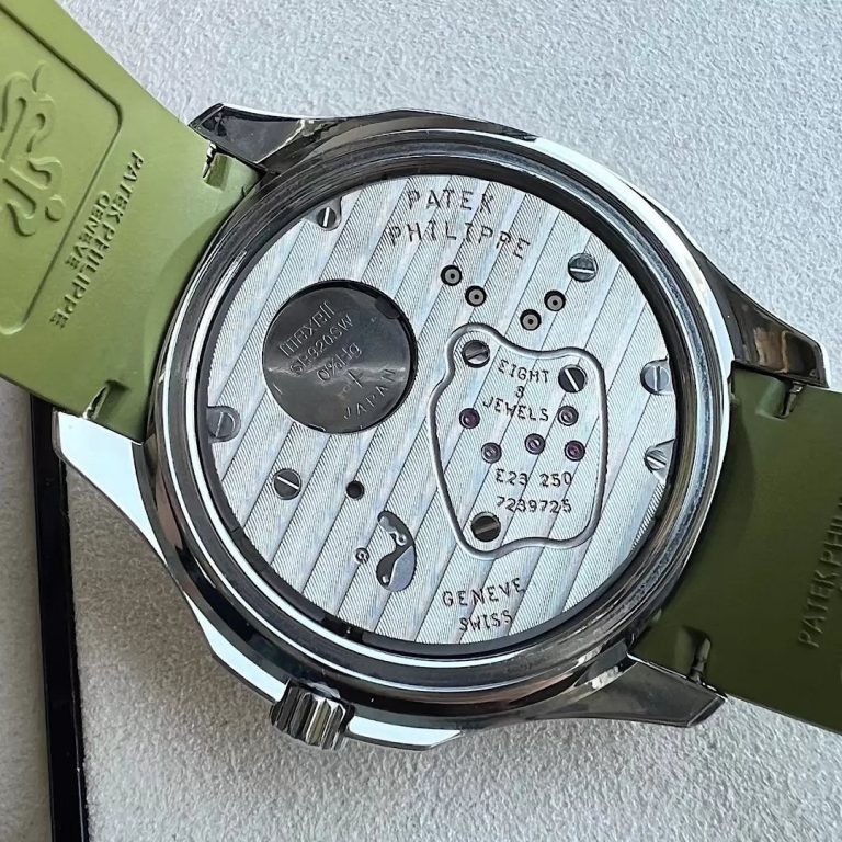 Patek Philippe Aquanaut 5267/200A-011
