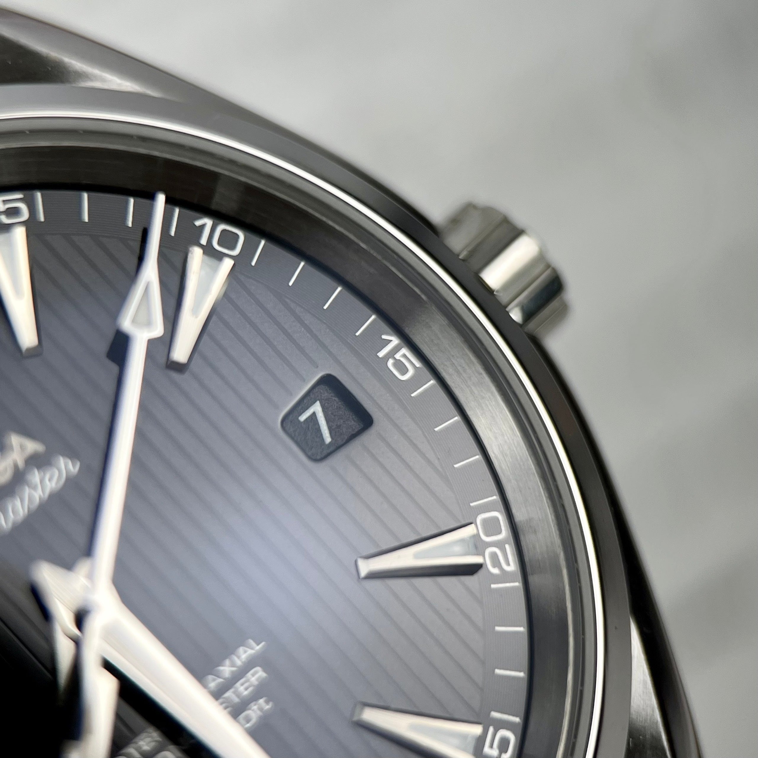 Omega Seamaster 220.10.41.21.01.001