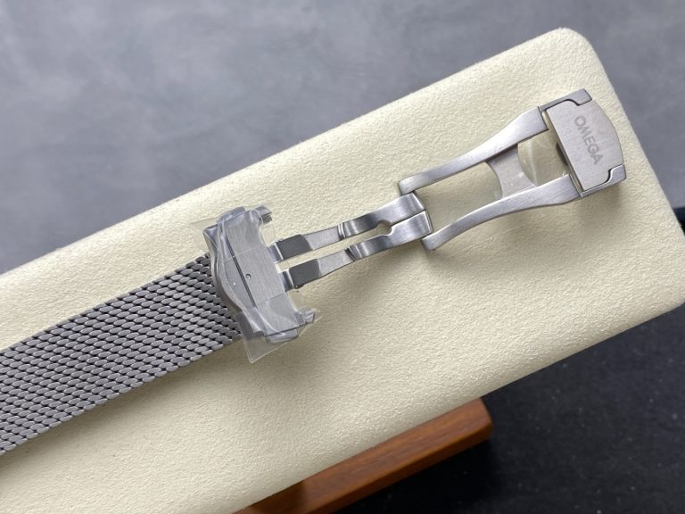 Omega has no time to die titanium 007