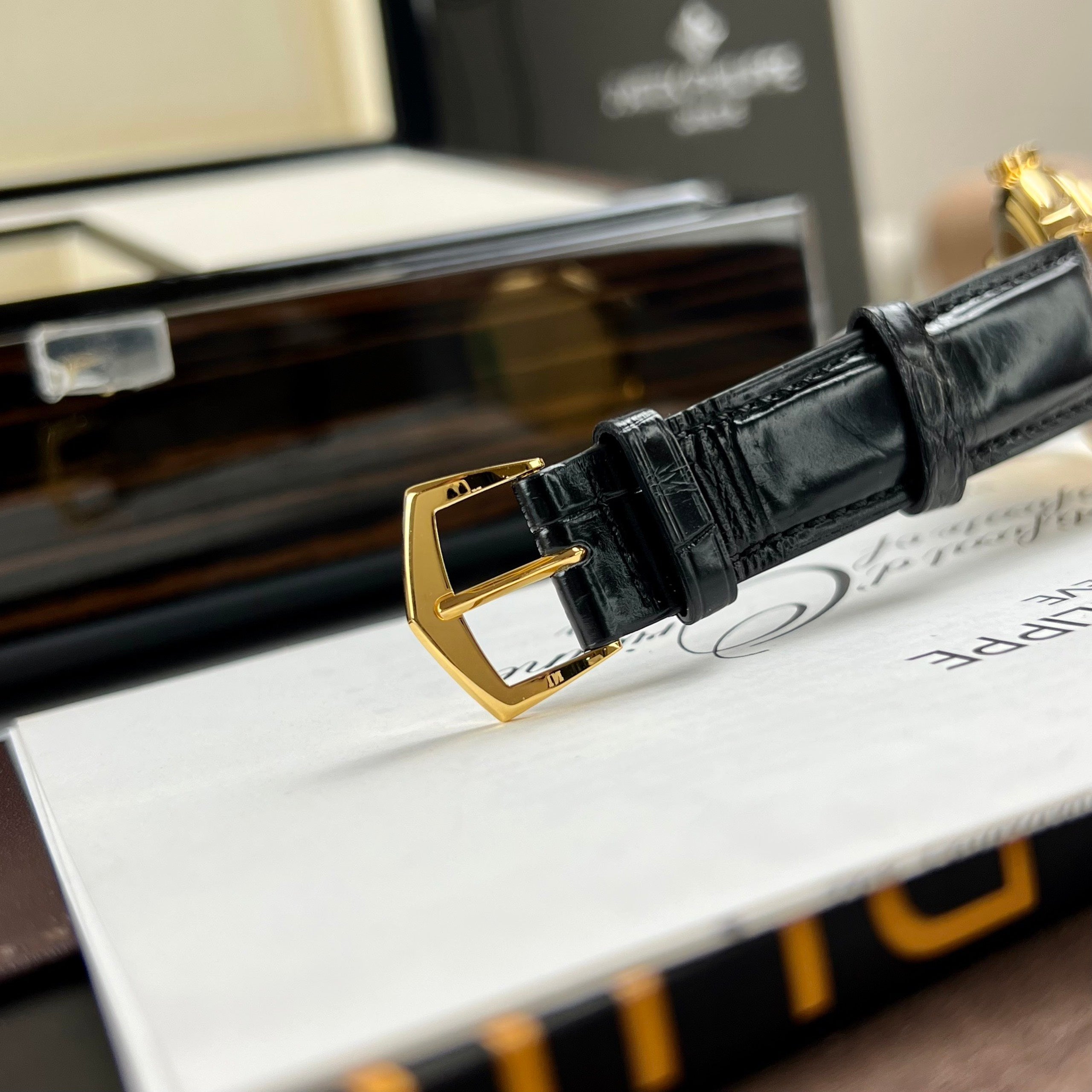 Patek Philippe Calatrava 5227J-001