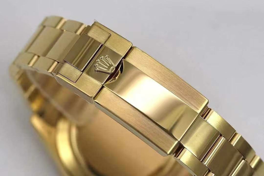 Rolex Yellow Gold Cosmograph Daytona116508