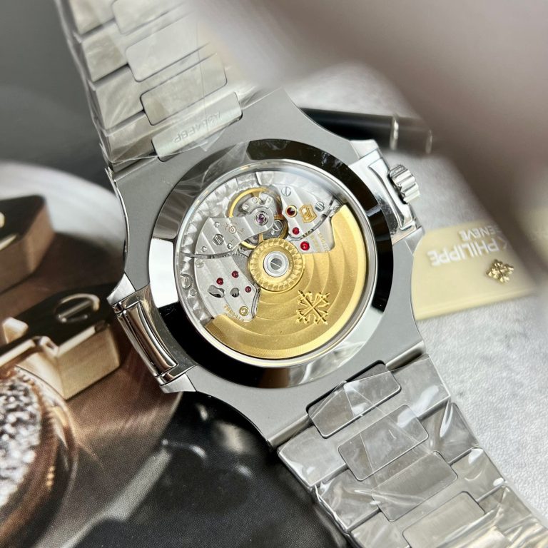 Patek Philippe Nautilus 5726/1A-014 V2