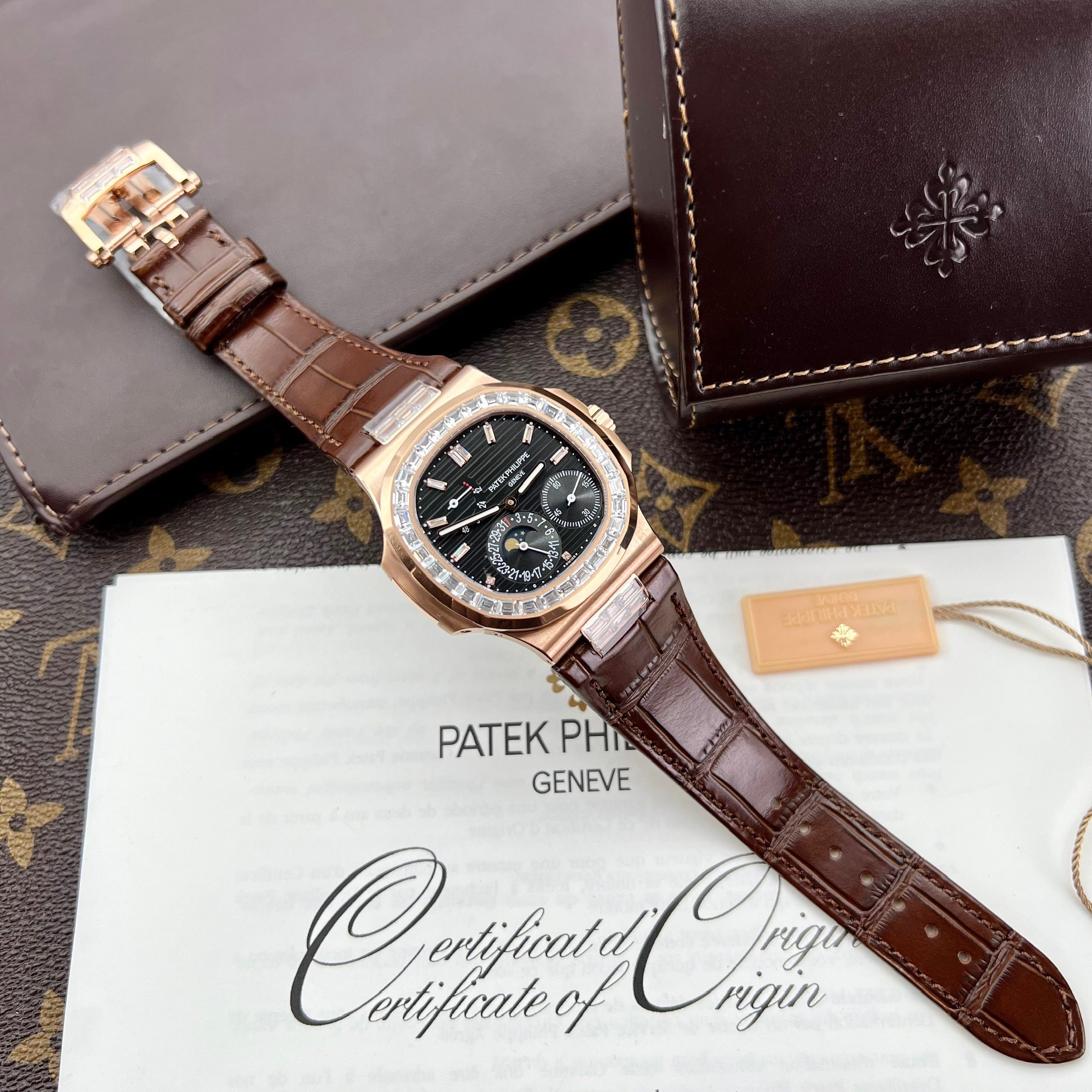 Patek Philippe Nautilus 5724R-001
