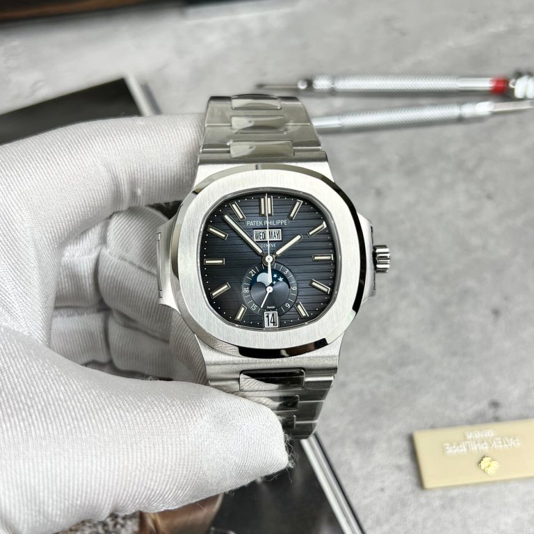 Patek Philippe Nautilus 5726/1A-014 V2