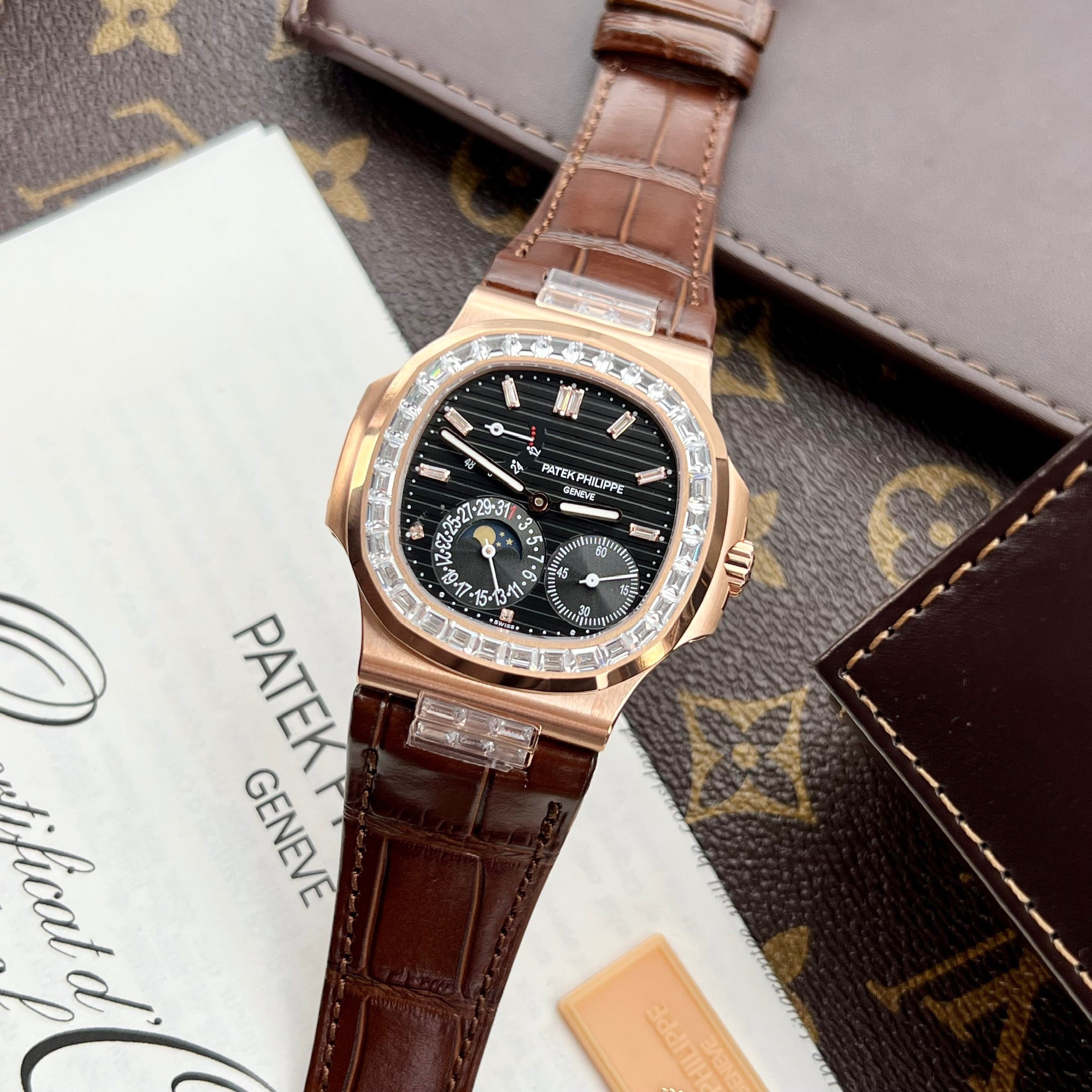 Patek Philippe Nautilus 5724R-001