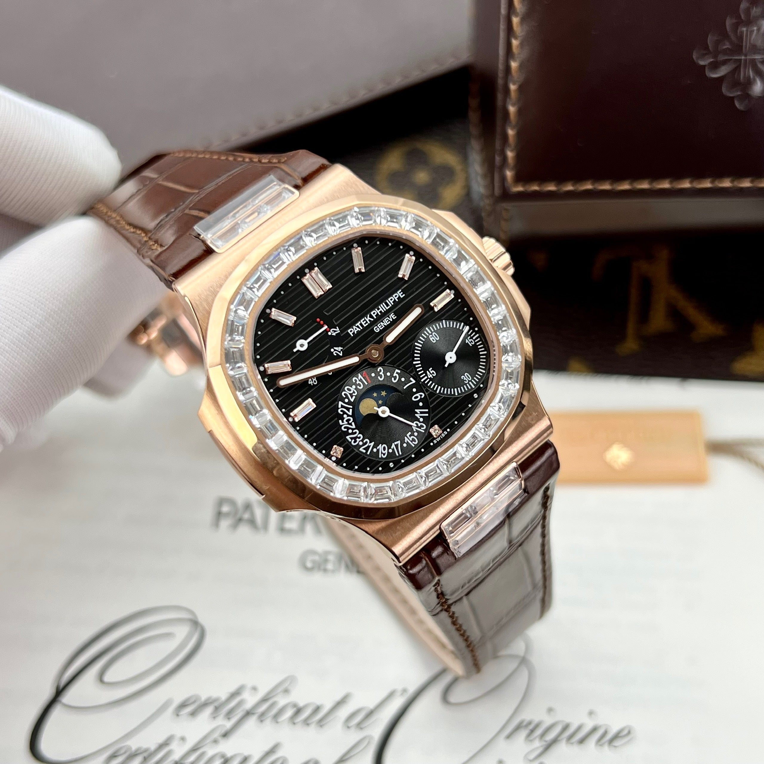 Patek Philippe Nautilus 5724R-001