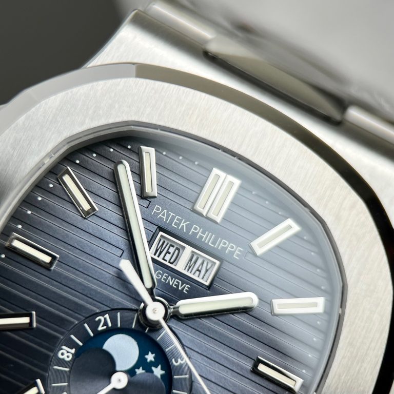 Patek Philippe Nautilus 5726/1A-014 V2