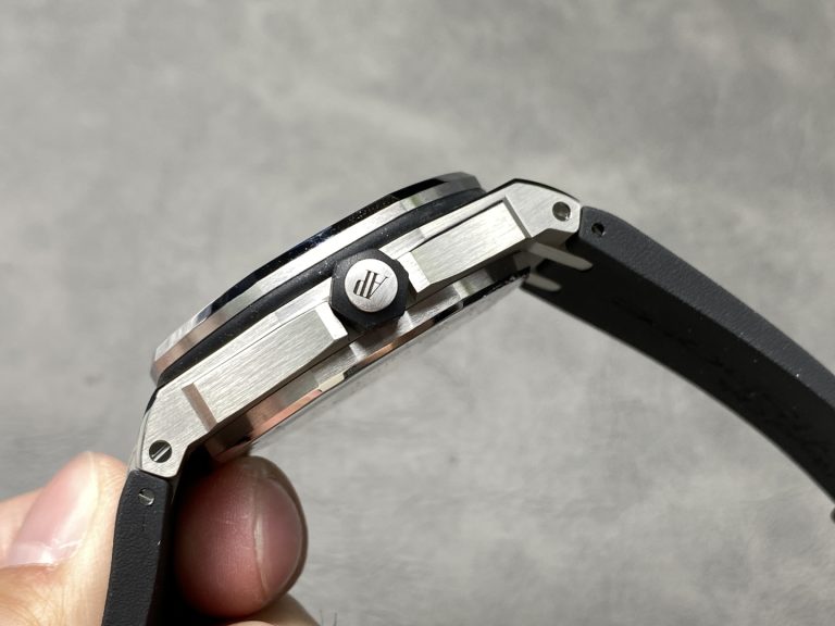 Audemars Piguet 15710