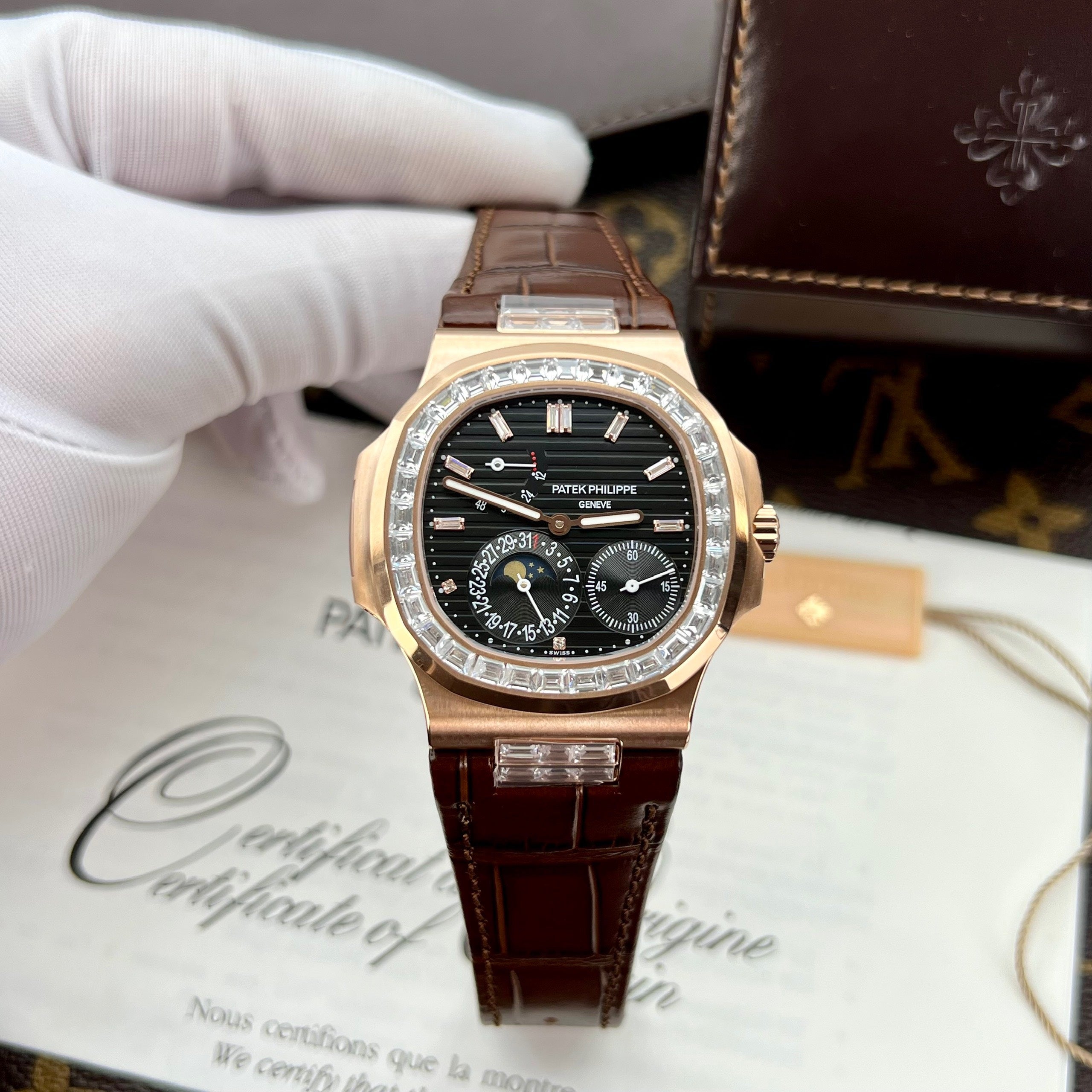 Patek Philippe Nautilus 5724R-001