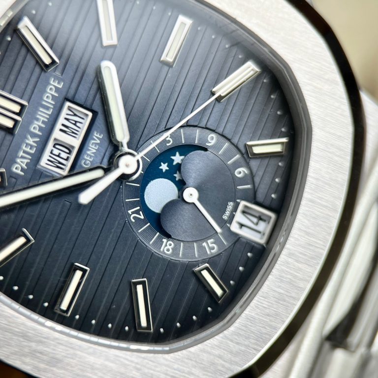 Patek Philippe Nautilus 5726/1A-014 V2